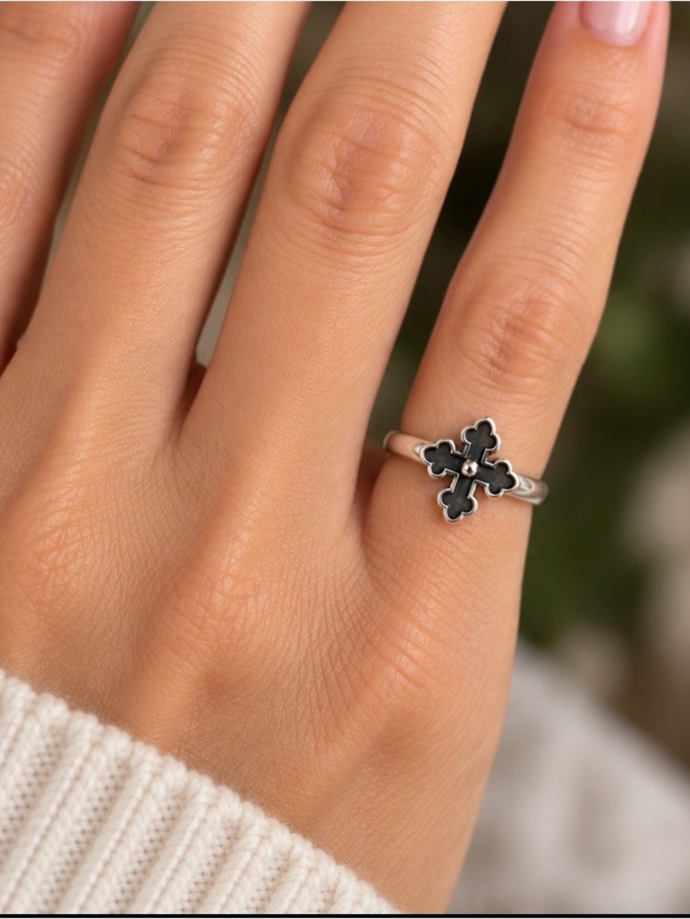 Retired James Avery Fleuree Style Cross Design Silver Ring Petite Size 4